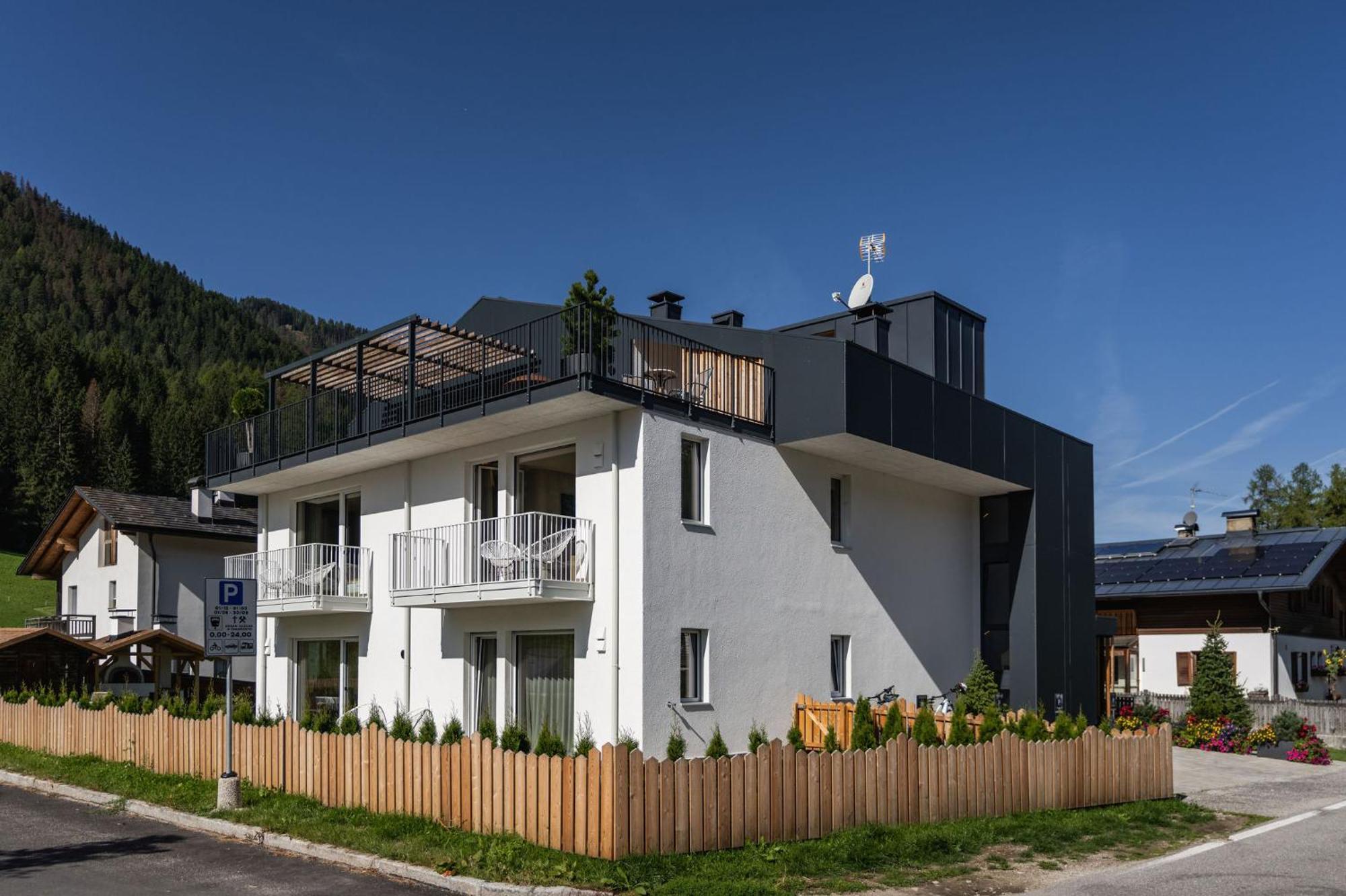 Sexten Ariane'S Guesthouse מראה חיצוני תמונה